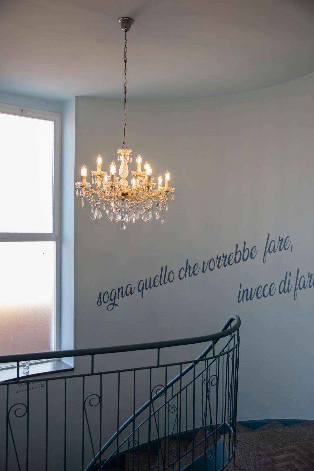 La Favola Hotel Soriso Luaran gambar