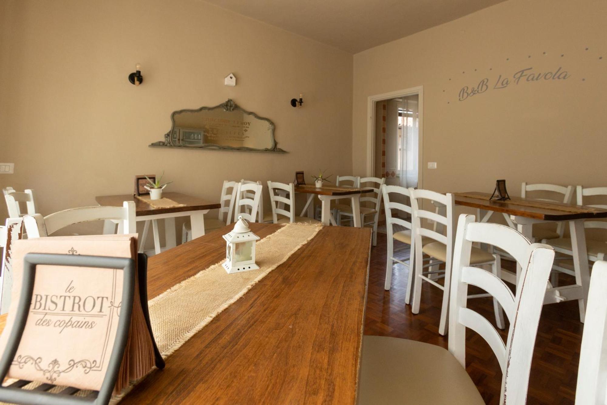 La Favola Hotel Soriso Luaran gambar